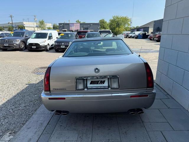 Photo of 1999 Beige Cadillac Eldorado
