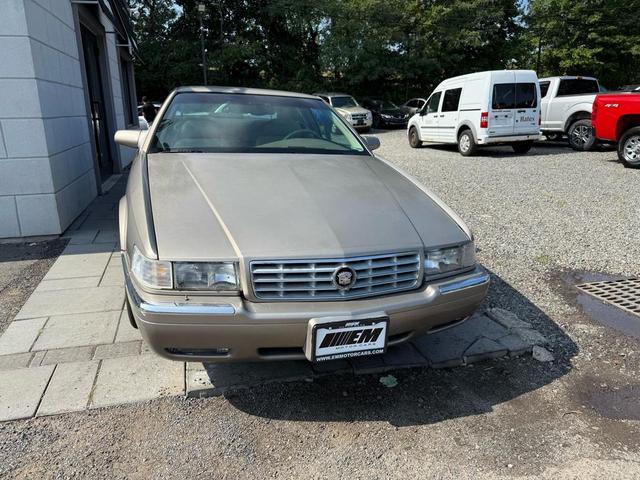 Photo of 1999 Beige Cadillac Eldorado