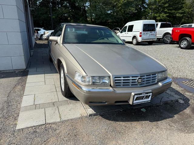 Photo of 1999 Beige Cadillac Eldorado