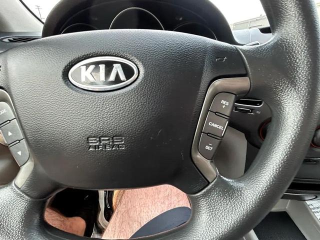 Photo of 2009 Silver Kia Optima
