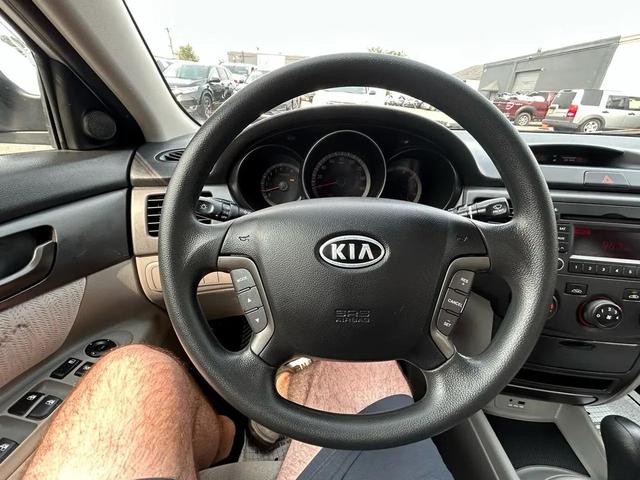 Photo of 2009 Silver Kia Optima