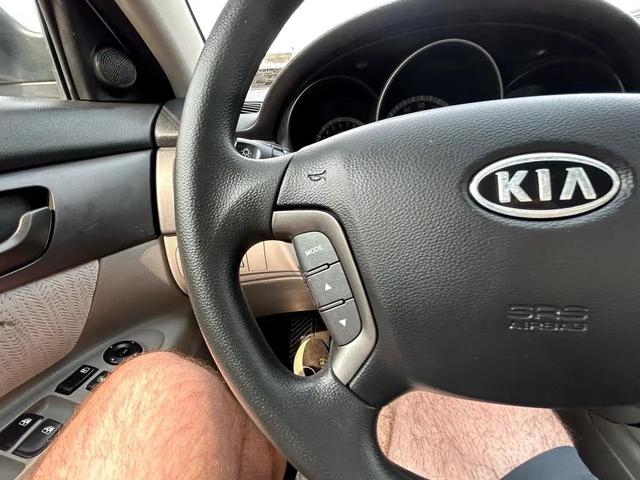 Photo of 2009 Silver Kia Optima