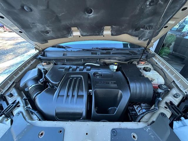 Photo of 2006 Sandstone Metallic Chevrolet Cobalt