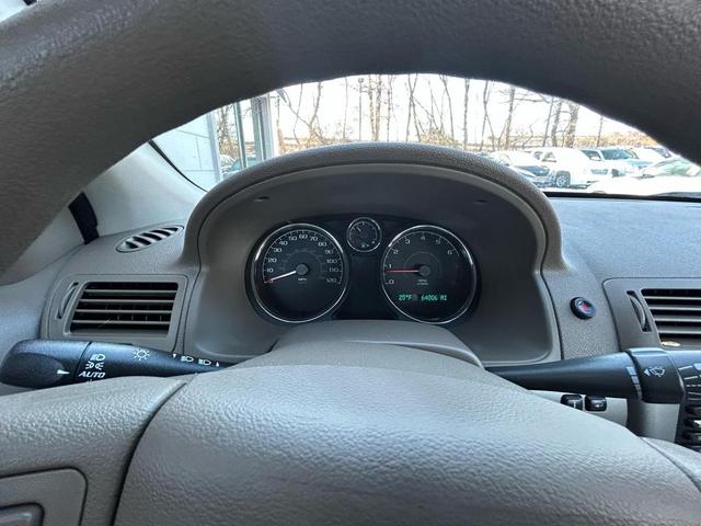 Photo of 2006 Sandstone Metallic Chevrolet Cobalt