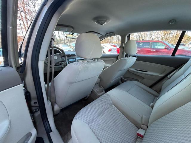 Photo of 2006 Sandstone Metallic Chevrolet Cobalt