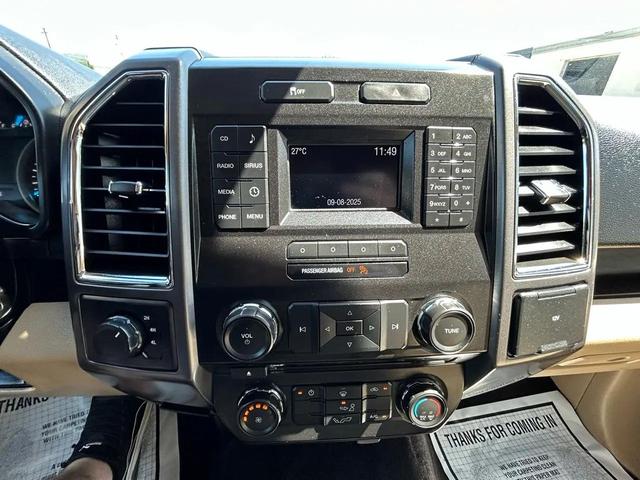 Photo of 2015 Oxford White Ford F-150