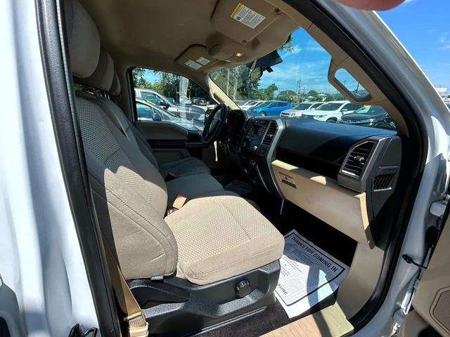 Photo of 2015 Oxford White Ford F-150
