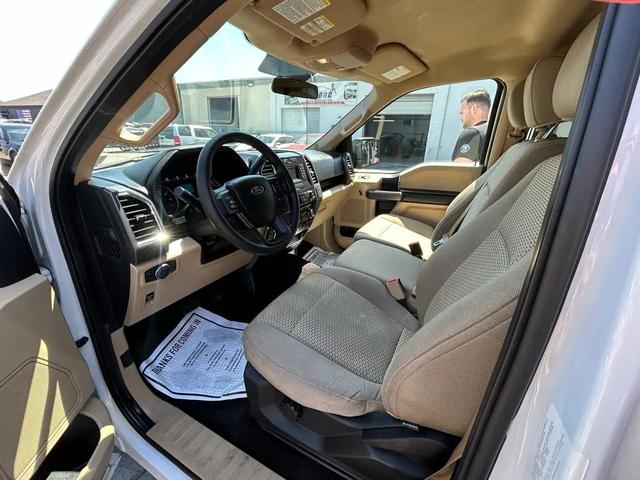 Photo of 2015 Oxford White Ford F-150