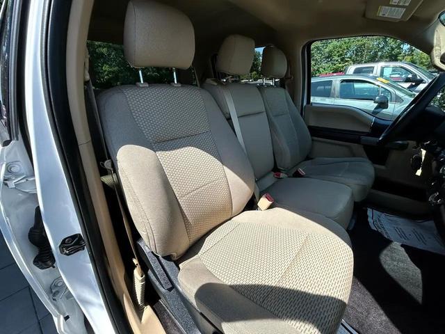 Photo of 2015 Oxford White Ford F-150