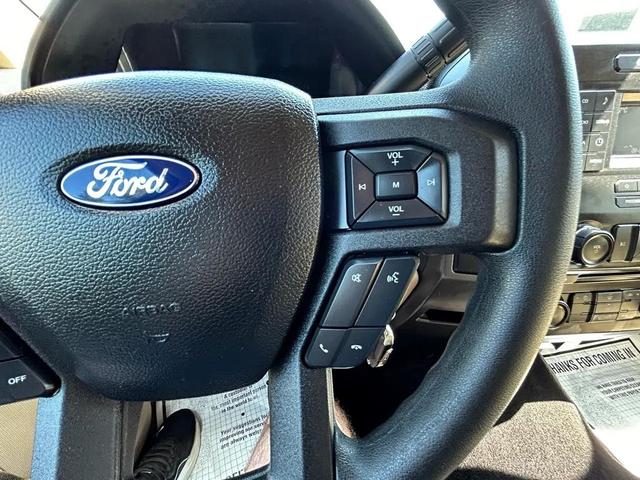 Photo of 2015 Oxford White Ford F-150