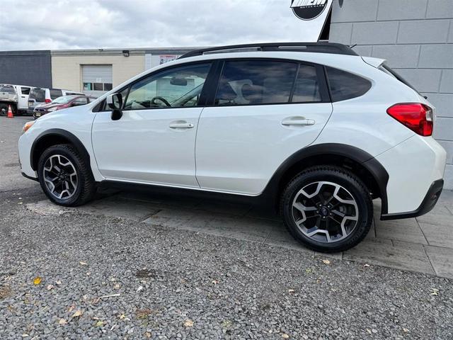 Photo of 2017 Crystal White Pearl Subaru Crosstrek