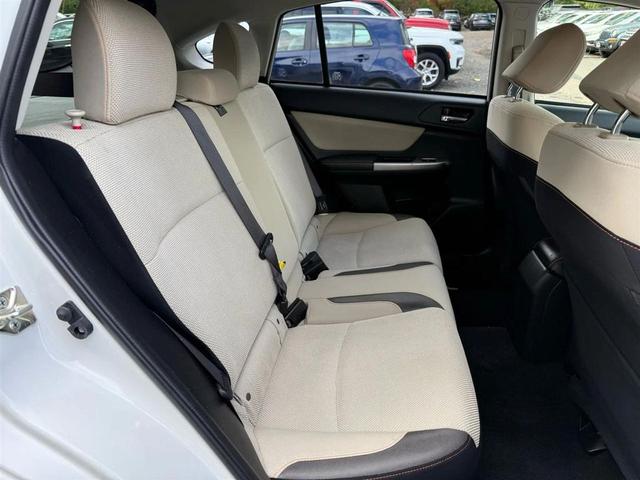 Photo of 2017 Crystal White Pearl Subaru Crosstrek