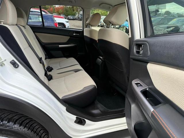 Photo of 2017 Crystal White Pearl Subaru Crosstrek