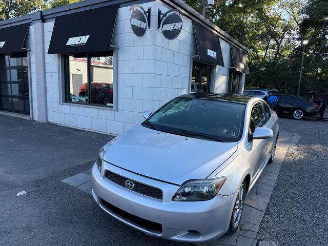 Photo of 2006 Classic Silver Metallic Scion tC