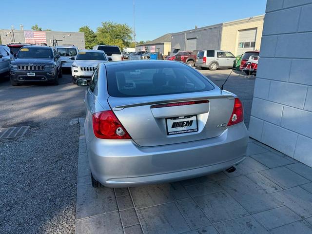 Photo of 2006 Classic Silver Metallic Scion tC