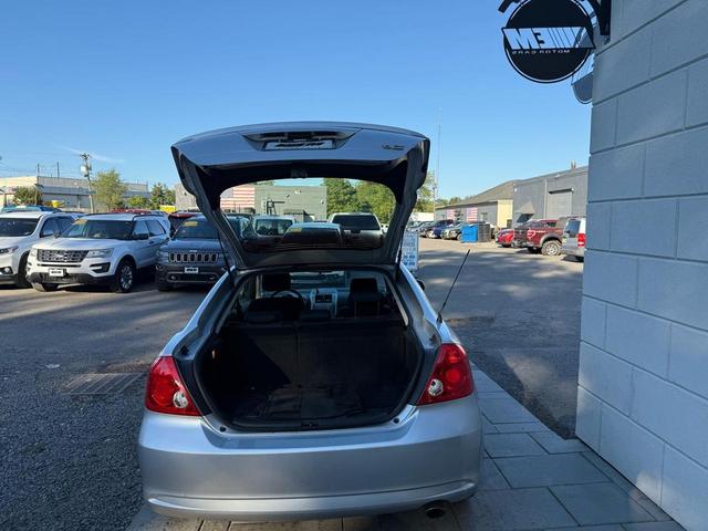 Photo of 2006 Classic Silver Metallic Scion tC