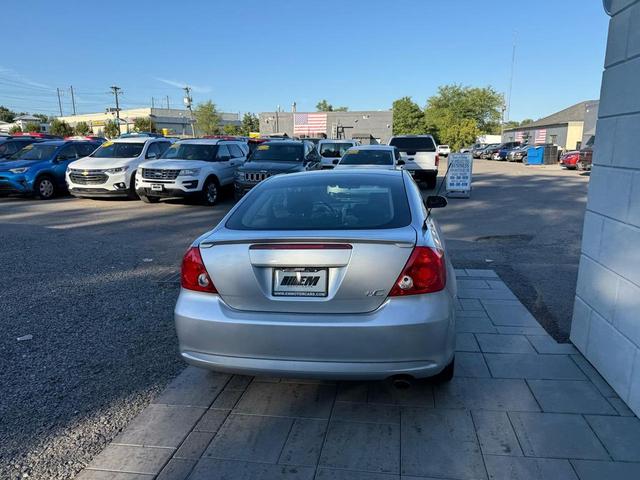 Photo of 2006 Classic Silver Metallic Scion tC