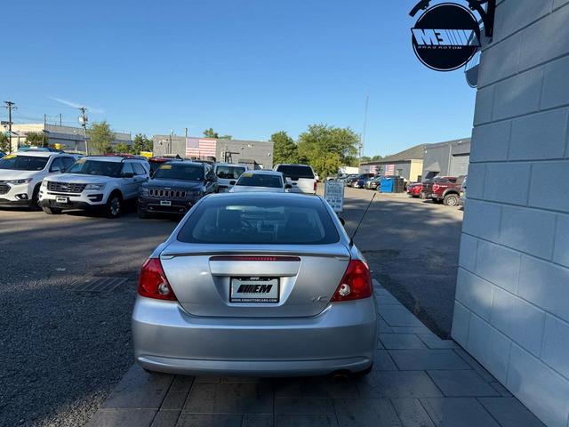 Photo of 2006 Classic Silver Metallic Scion tC