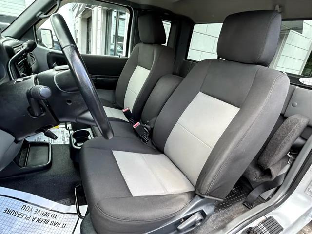 Photo of 2010 Silver Metallic Ford Ranger