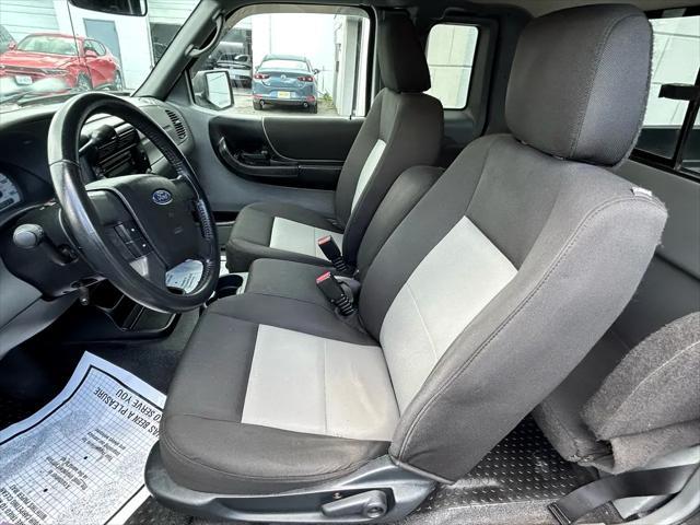 Photo of 2010 Silver Metallic Ford Ranger