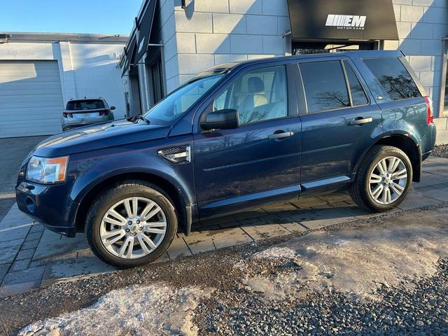 Photo of 2010 Blue Land Rover LR2