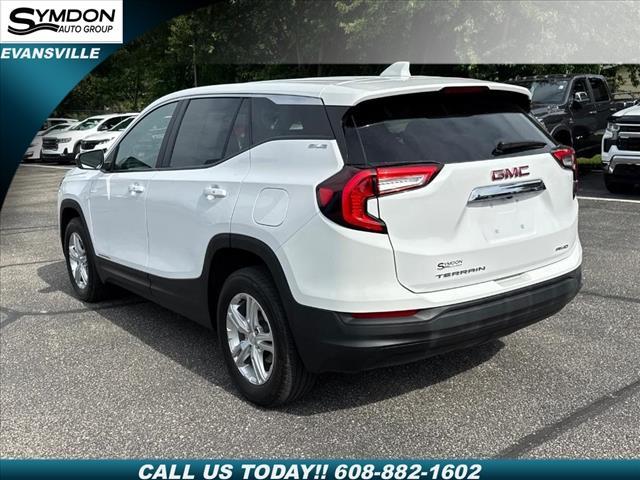 Photo of 2024 Summit White GMC Terrain