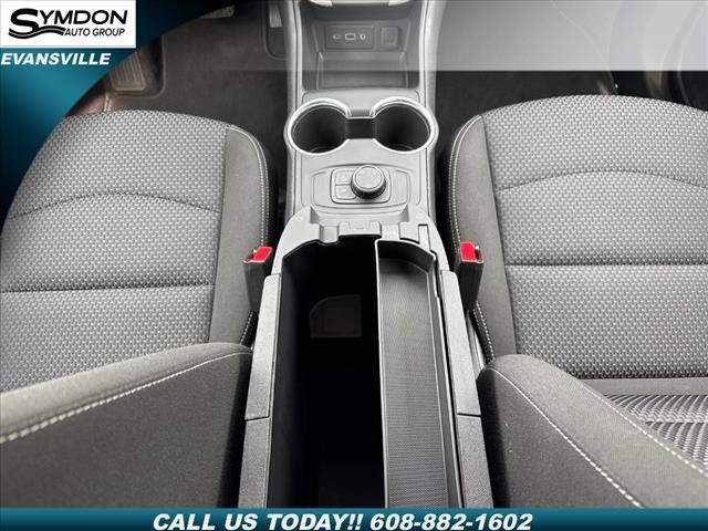 Photo of 2024 Summit White GMC Terrain