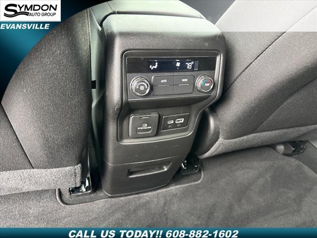 Photo of 2023 Summit White GMC Acadia