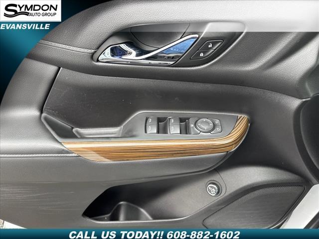 Photo of 2023 Summit White GMC Acadia