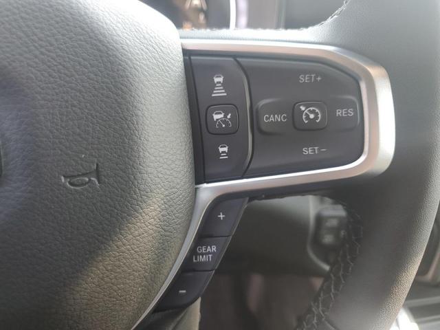 Photo of 2025 Bright White RAM 1500