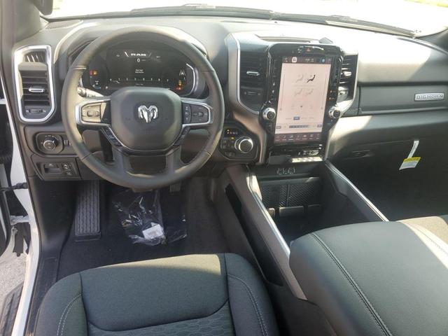 Photo of 2025 Bright White RAM 1500