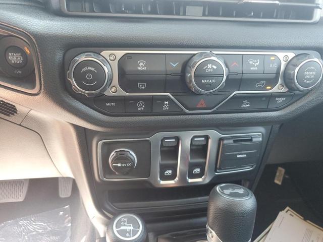 Photo of 2025 Joose Jeep Wrangler