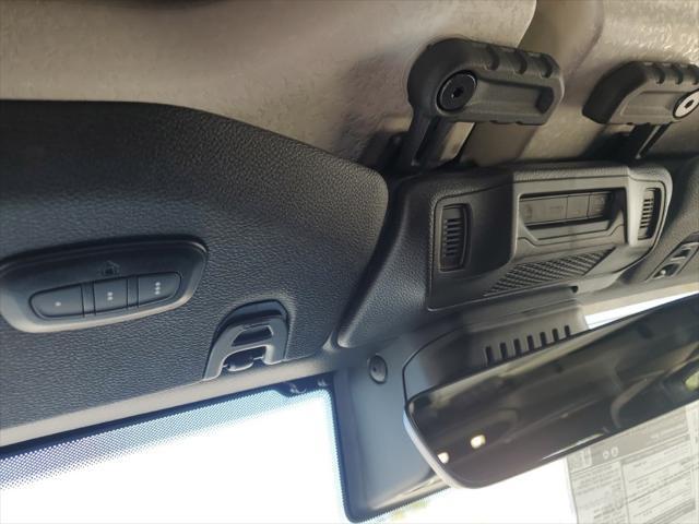 Photo of 2025 Black Clearcoat Jeep Gladiator