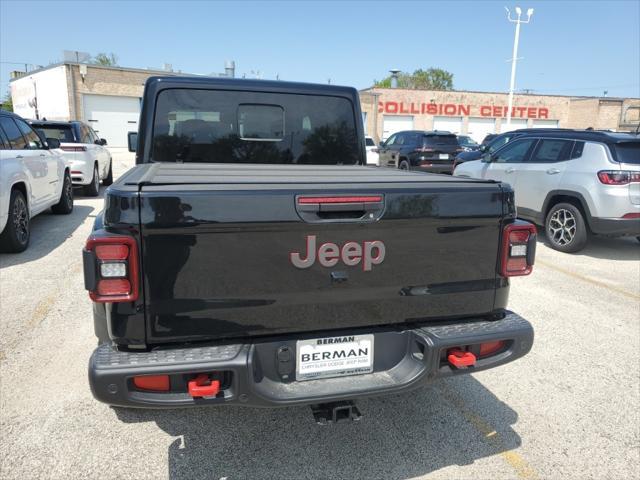 Photo of 2025 Black Clearcoat Jeep Gladiator