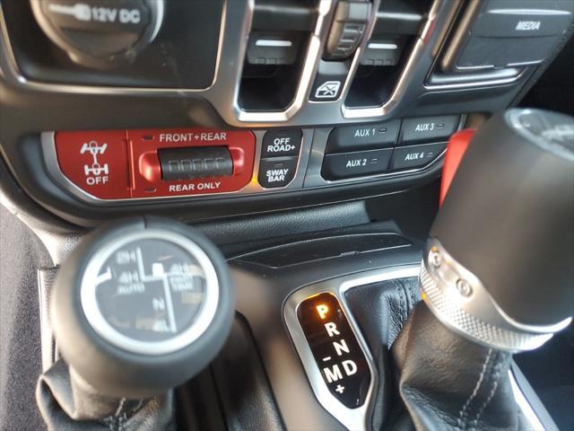 Photo of 2025 Black Clearcoat Jeep Gladiator