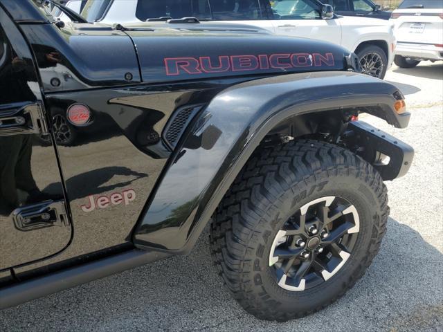 Photo of 2025 Black Clearcoat Jeep Gladiator