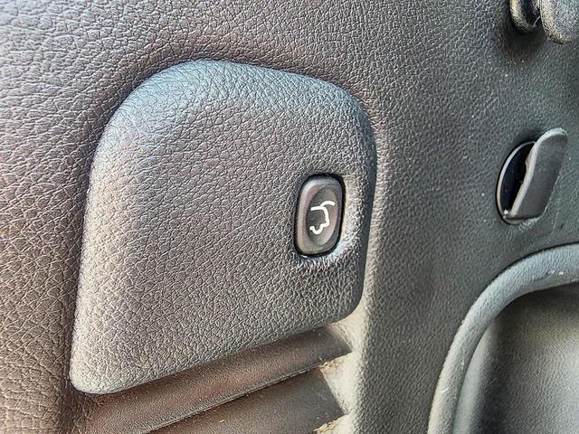 Photo of 2022 Bright White Clearcoat Jeep Grand Cherokee