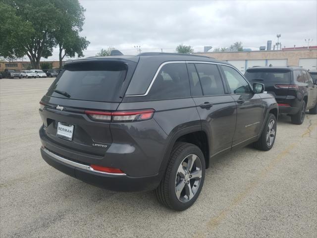 Photo of 2025 Grey Jeep Grand Cherokee