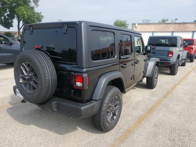 Photo of 2025 Black Clearcoat Jeep Wrangler