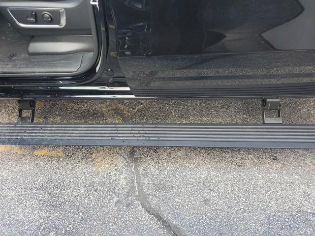 Photo of 2026 Diamond Black RAM 1500