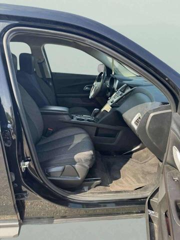 Photo of 2015 Black Chevrolet Equinox