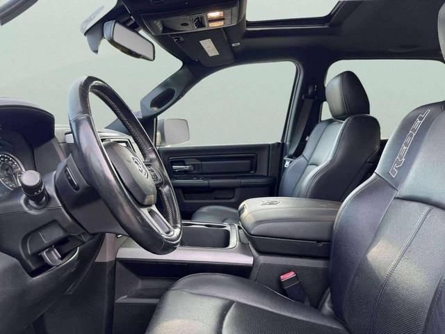 Photo of 2018 Bright White Clearcoat RAM 1500