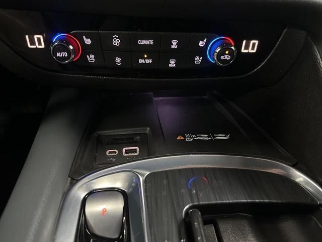 Photo of 2022 Quicksilver Metallic Buick Enclave