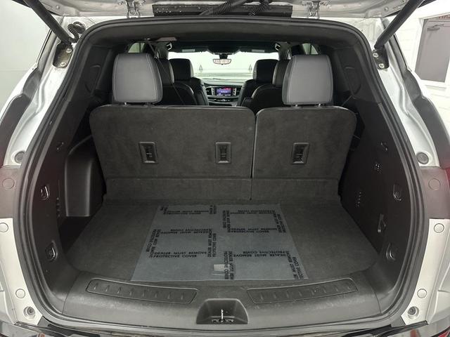 Photo of 2022 Quicksilver Metallic Buick Enclave