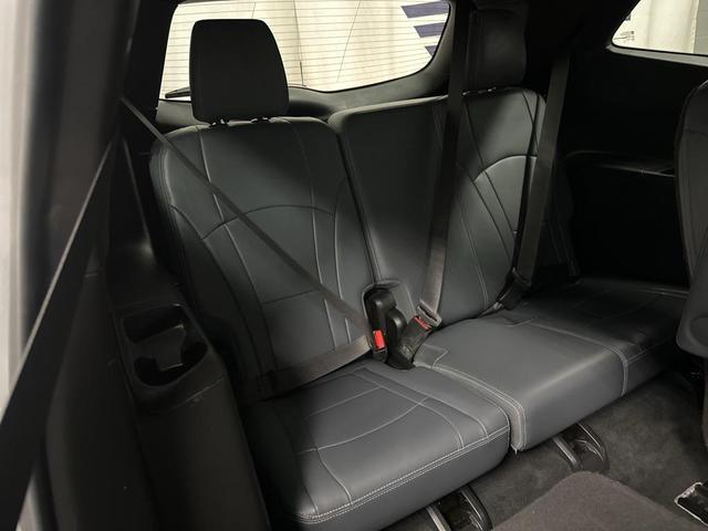 Photo of 2022 Quicksilver Metallic Buick Enclave