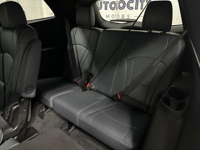 Photo of 2022 Quicksilver Metallic Buick Enclave