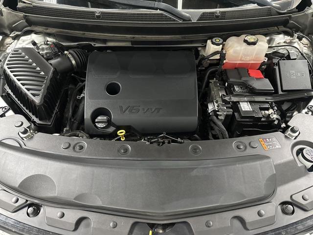 Photo of 2022 Quicksilver Metallic Buick Enclave