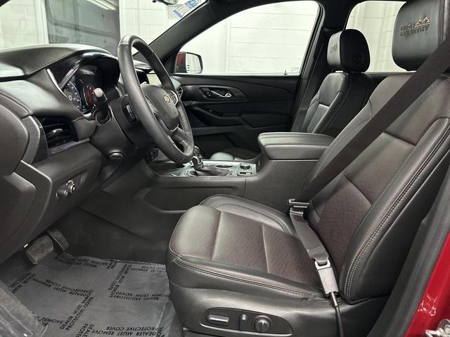 Photo of 2023 Radiant Red Tintcoat Chevrolet Traverse