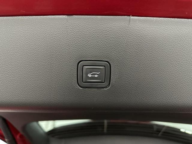 Photo of 2023 Radiant Red Tintcoat Chevrolet Traverse