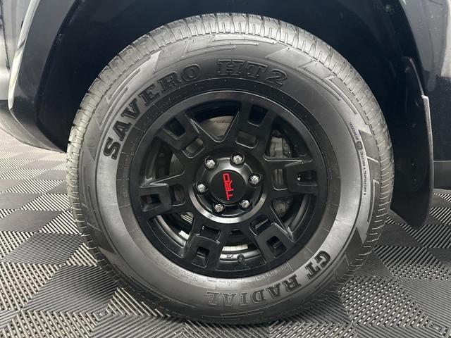 Photo of 2024 Midnight Black Metallic Toyota 4Runner